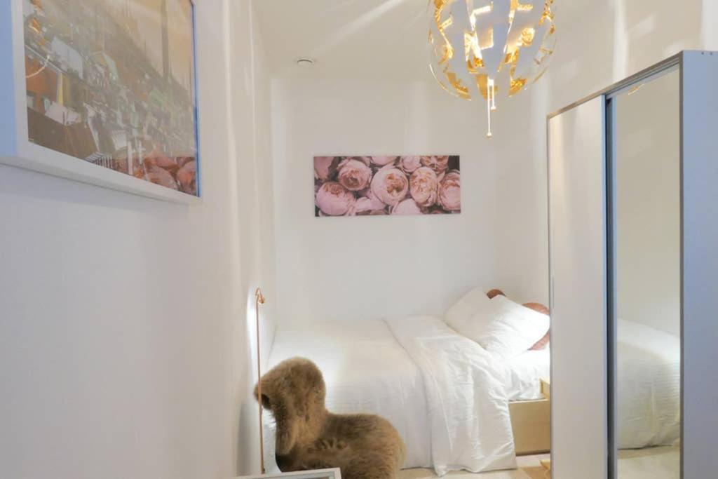 Exquisite Apartment, Most Convenient Location, Apt 5. Копенхаген Екстериор снимка