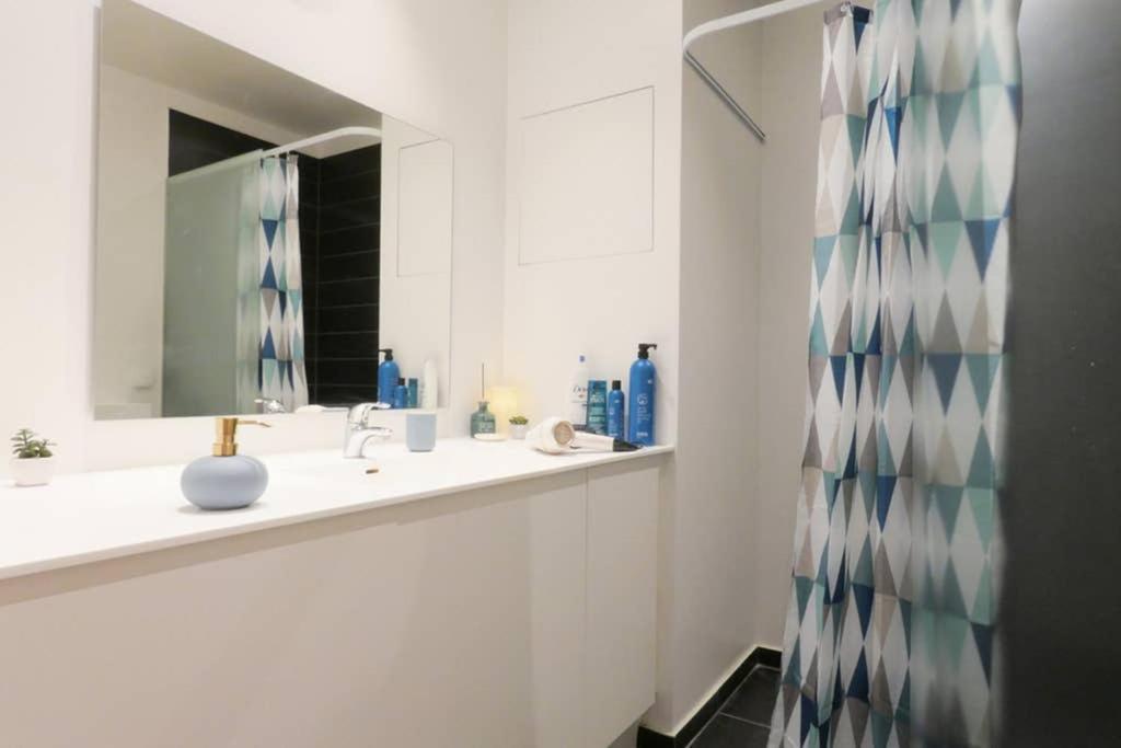 Exquisite Apartment, Most Convenient Location, Apt 5. Копенхаген Екстериор снимка